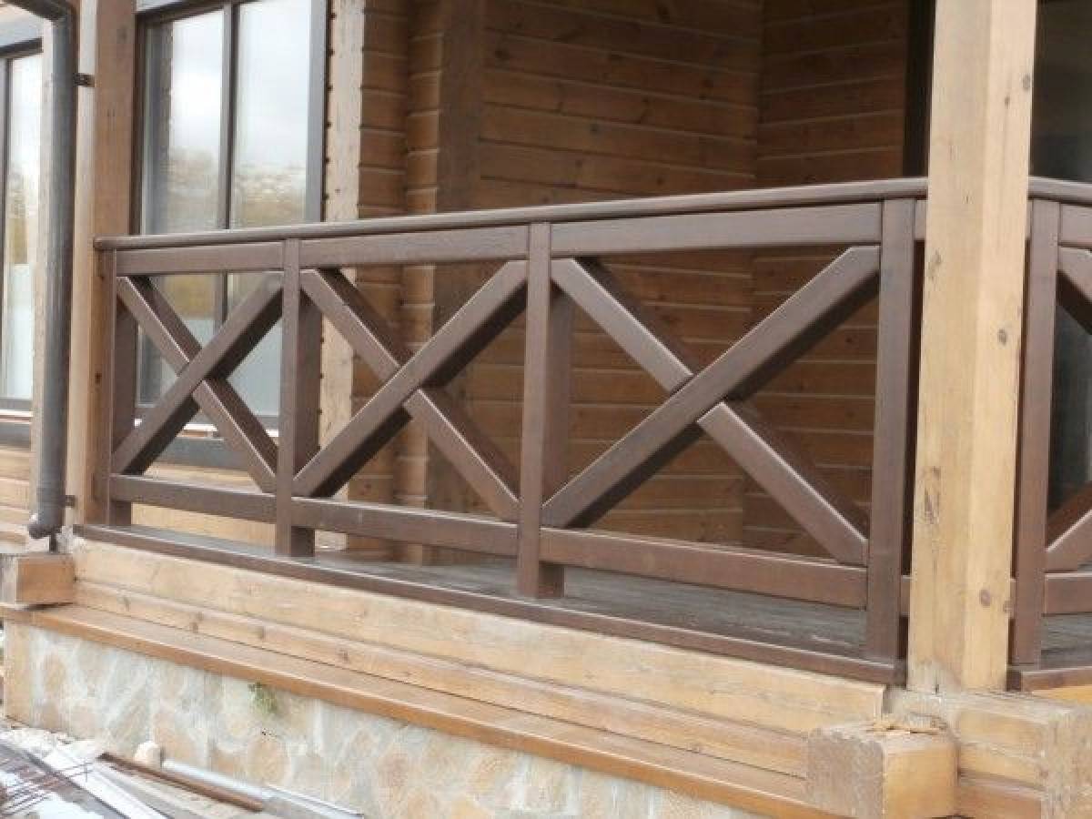 Ограждение террасы из дерева и дпк: фото балконов из металла