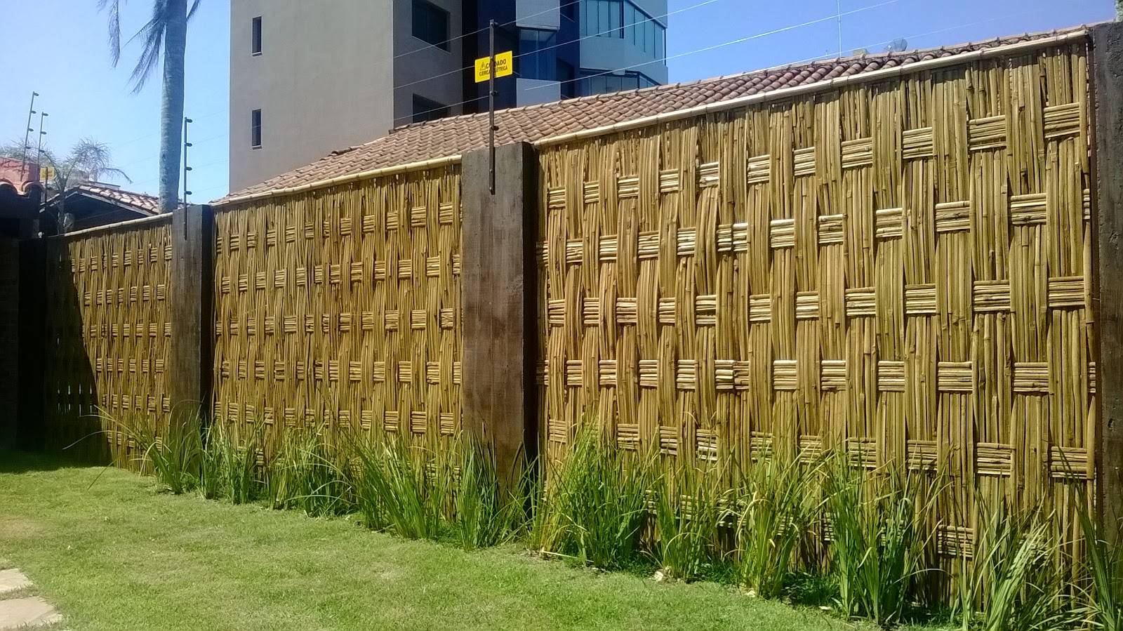 Декоративный забор на дачном участке своими руками — обзор современных идей (112 фото новинок дизайна)