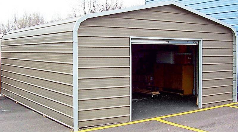 Как построить бюджетный гараж своими руками от фундамента до крыши