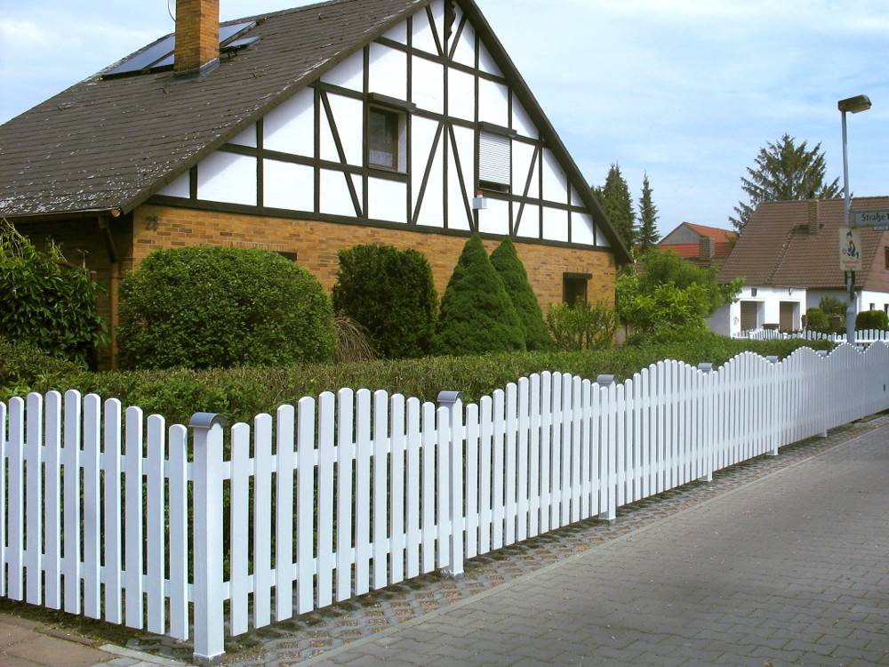 Забор в баварском стиле — особенности, способы изготовления, полезные советы