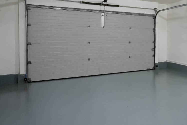Резиновые покрытия для гаража, выбор и устройство