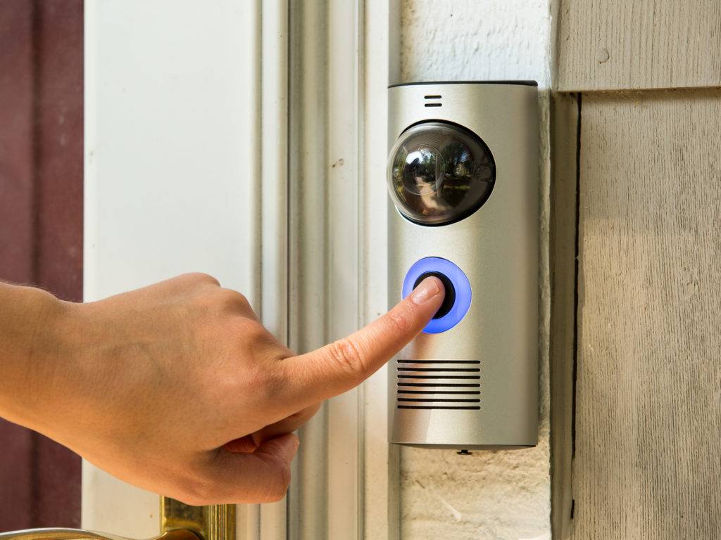 Какой лучше дверной звонок: беспроводной или проводной, как правильно выбрать для квартиры или частного дома, схема подключения и установка своими руками
