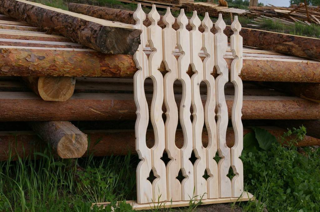 Резной забор из дерева своими руками: примеры шаблонов, выбор древесины