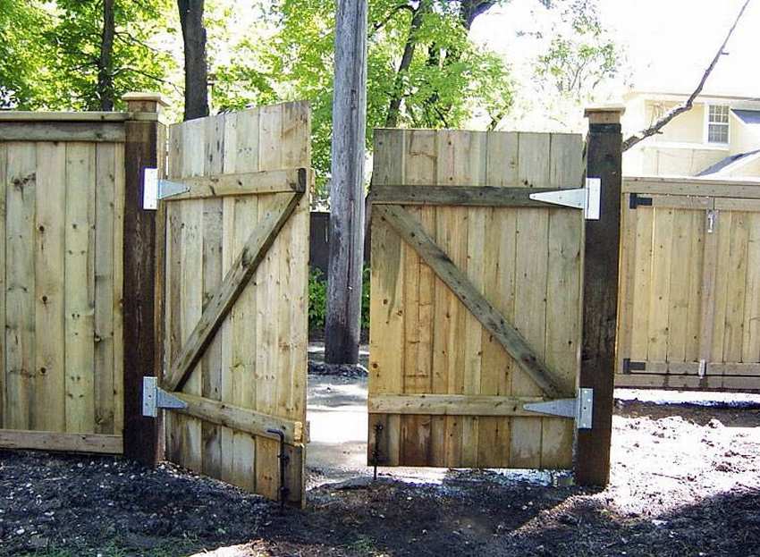 Деревянные ворота и калитка своими руками: фото и сборка