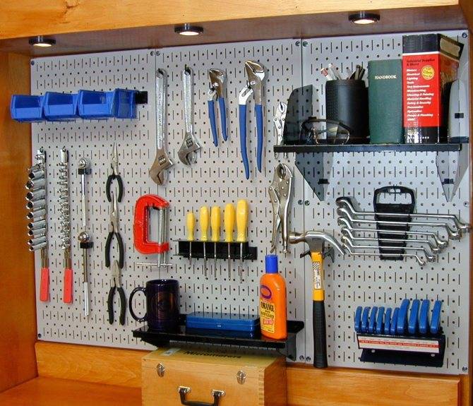 Как хранить инструменты в гараже