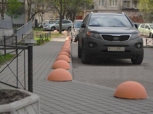 Ограждение и барьеры для парковочного места
