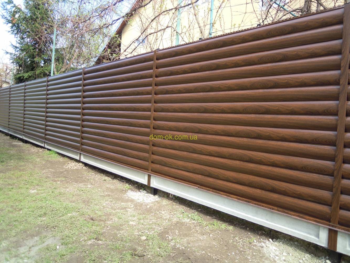 Забор из сайдинга – практичное и интересное решение | mastera-fasada.ru | все про отделку фасада дома